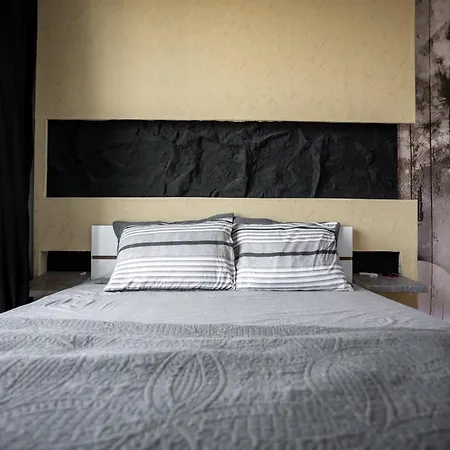 Sky Smart Twin 29th & 30th Included