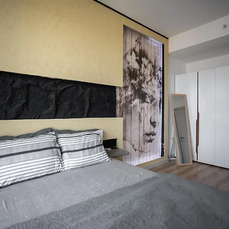 Apartment Sky Smart Twin 29th & 30th Included Skopje
