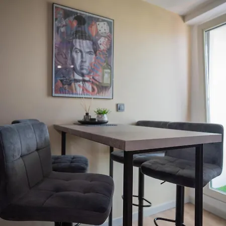 Apartment Sky Smart Twin 29th & 30th Included Skopje