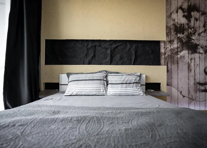 Sky Smart Twin 29th & 30th Included